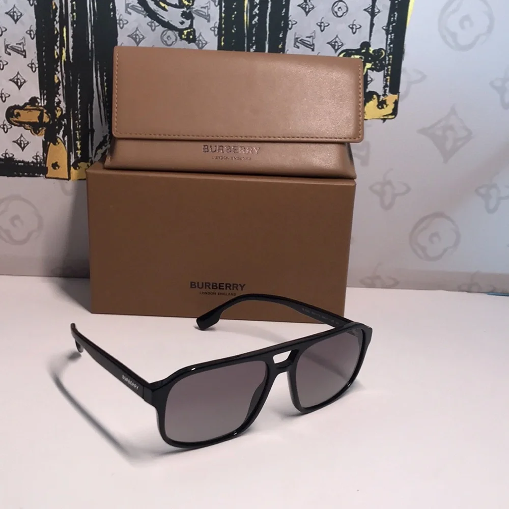 New Authentic Burberry BE4320 3001/11 Sunglasses